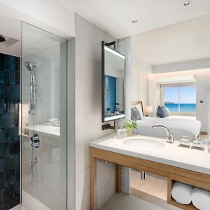 Ocean Front 2 Twin Beds